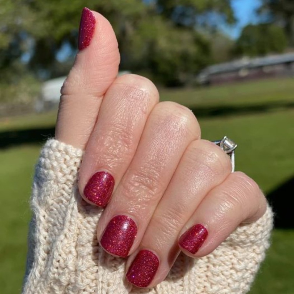 Color Street Cran-tactic Glittery Red Nail Polish